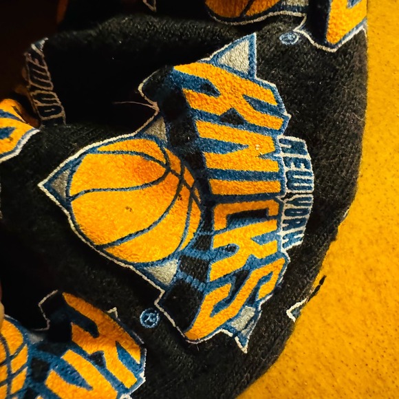 NBA New York Knicks Elastic Black & Orange Hair Scrunchie NEW - Picture 2 of 2